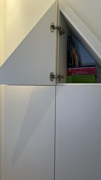 Einbauschrank Dachgiebel