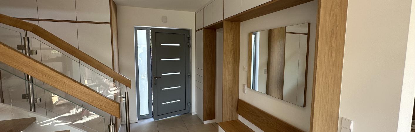 Schuhschrank im Eingangsbereich